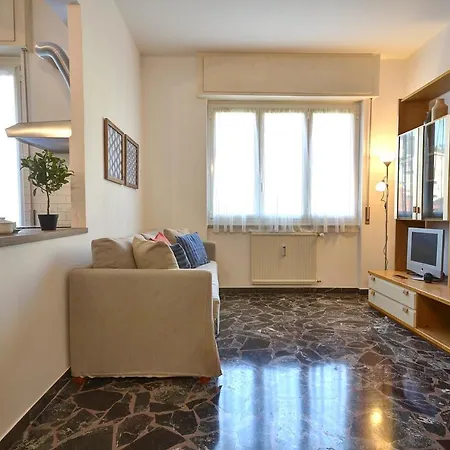 Casa Erica, Balcone E Wi Fi, Apartment *